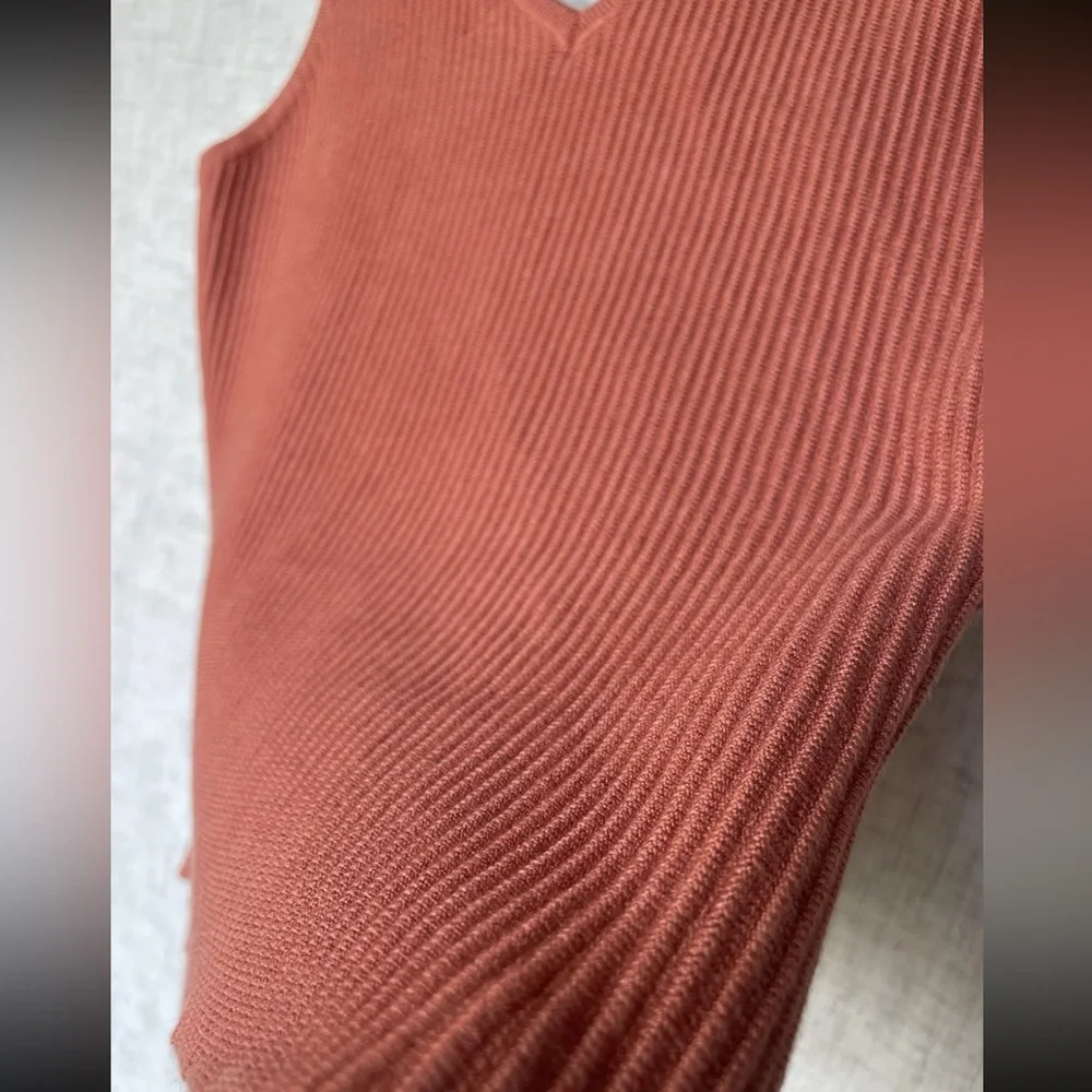 House Of Harlow 1960 Orange Coral Ribbed Tank Top Size Small - Picture 4 of 10